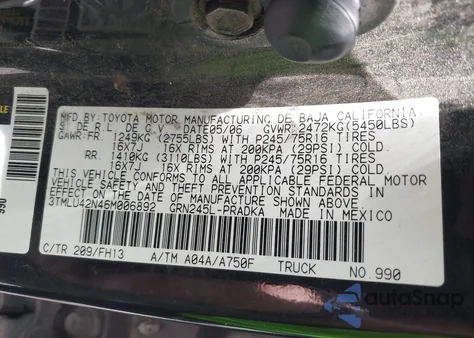 2006 Toyota Tacoma Base V6 z USA, uszkodzony, nr VIN 3TMLU42N46M006892